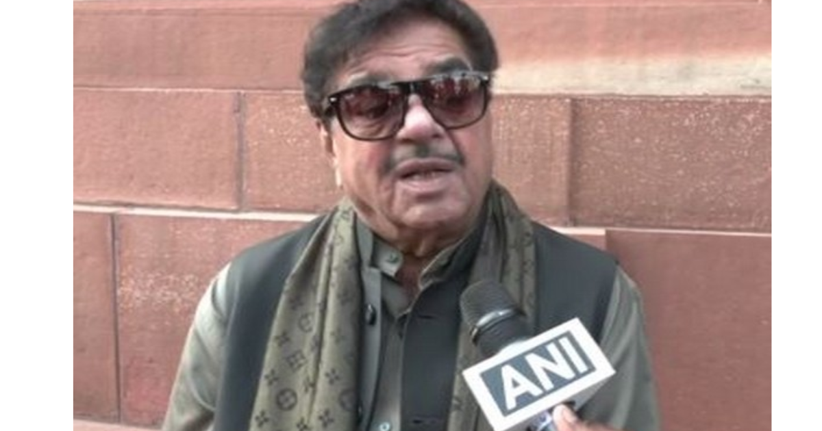 Budget 2023-24: Hum do, Hamare do.. Shatrughan Sinha's jibe at reduction in highest slab for Income Tax payers